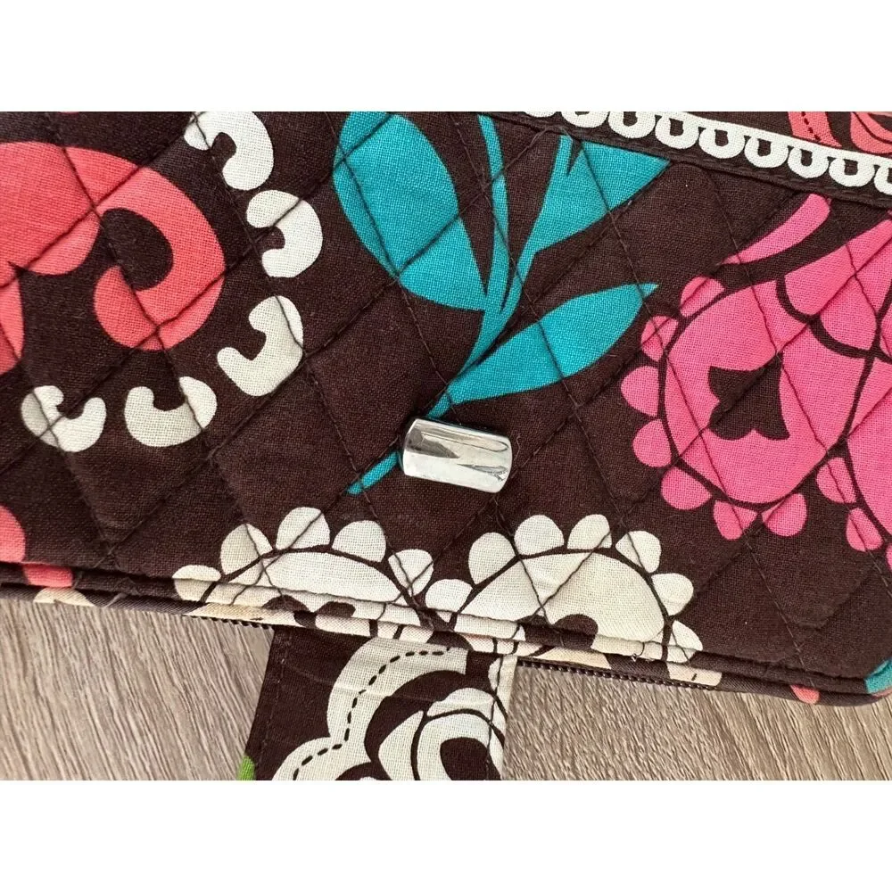 Vera Bradley Lola Turn Lock Wallet Quilted Paisley Retired Pattern Floral Multi - Picture 4 of 15